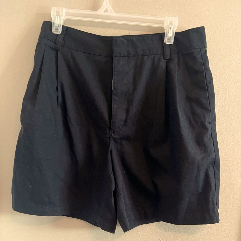 TNA / aritzia black trouser shorts, size 10
